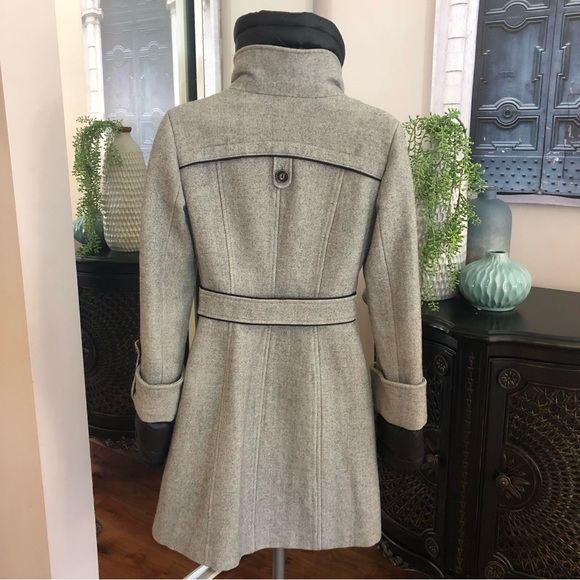 Grey herringbone coat by Soia & Kyo. Size xs with removable collar and cuffs - Picture 6 of 15